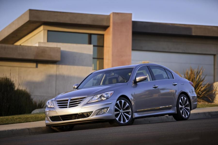  Hyundai Genesis 2012 года  (фото 58 из 73)
